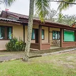 Oyo 91218 Villa Karang Sono