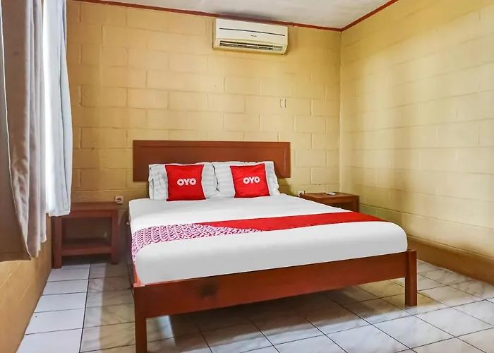 Oyo 91218 Villa Karang Sono